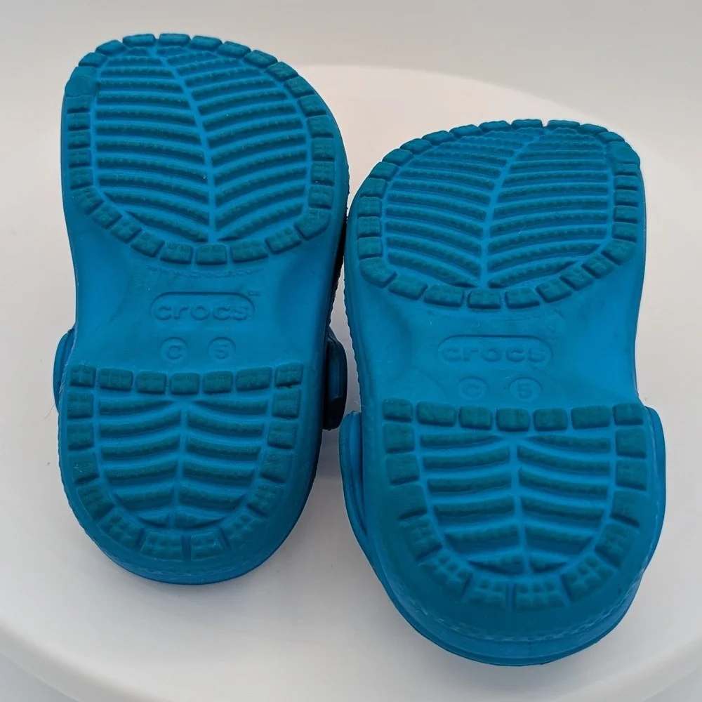 Crocs Kids Classic Clog Bright Blue Water Friendly Slip On Shoes Size C5